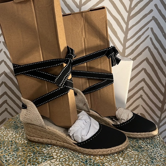 Espadrilles with Ribbon Ankle Laces - Picture 3 of 9